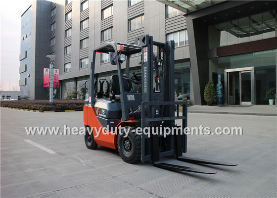 চীন 2065cc LPG Industrial Forklift Truck 32 Kw Rated Output Wide View Mast সরবরাহকারী