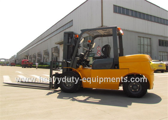 চীন Sinomtp FD50 Industrial Forklift Truck 5000Kg Rated Load Capacity With ISUZU Diesel Engine সরবরাহকারী